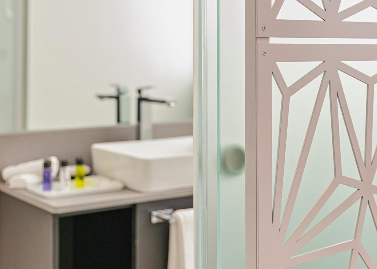 Ultra Tel Aviv Boutique Hotel Екстериор снимка